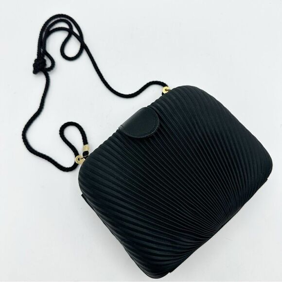 VINTAGE Hard Case Black Satin Micro Pleated Convertible Evening Bag - Picture 3 of 12